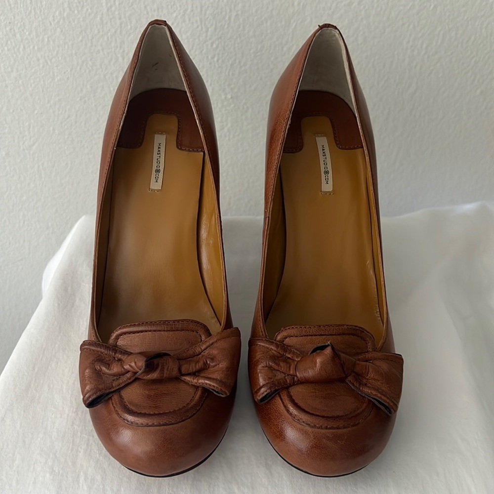 Max Studio All Leather Heels